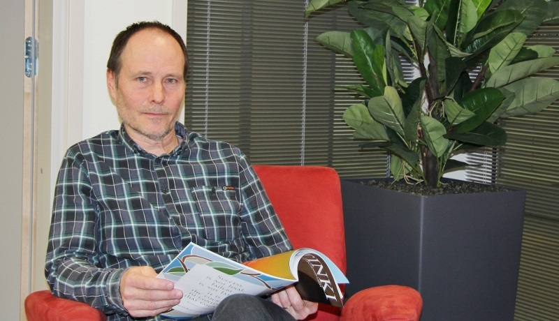 Linkki-järjestöhuoneen koordinaattori Jyrki Leppä