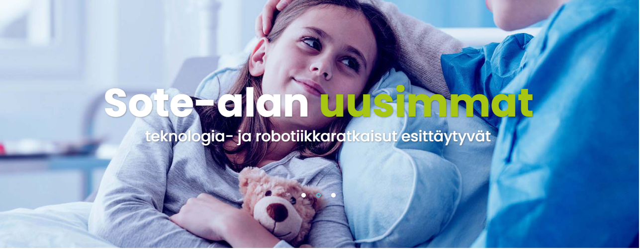 Sotealan uusimmat teknologia- ja robotiikkaratkaisut esittäytyvät, kuvassa nalle kainalossa hymyilevä tyttö.