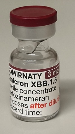 Comirnaty XBB.1.5 3 mikrog/annos-valmisteen rokotepullo. 